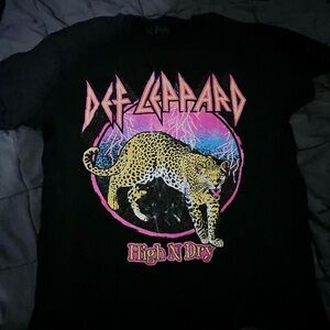 Def Leppard Graphic T-Shirt